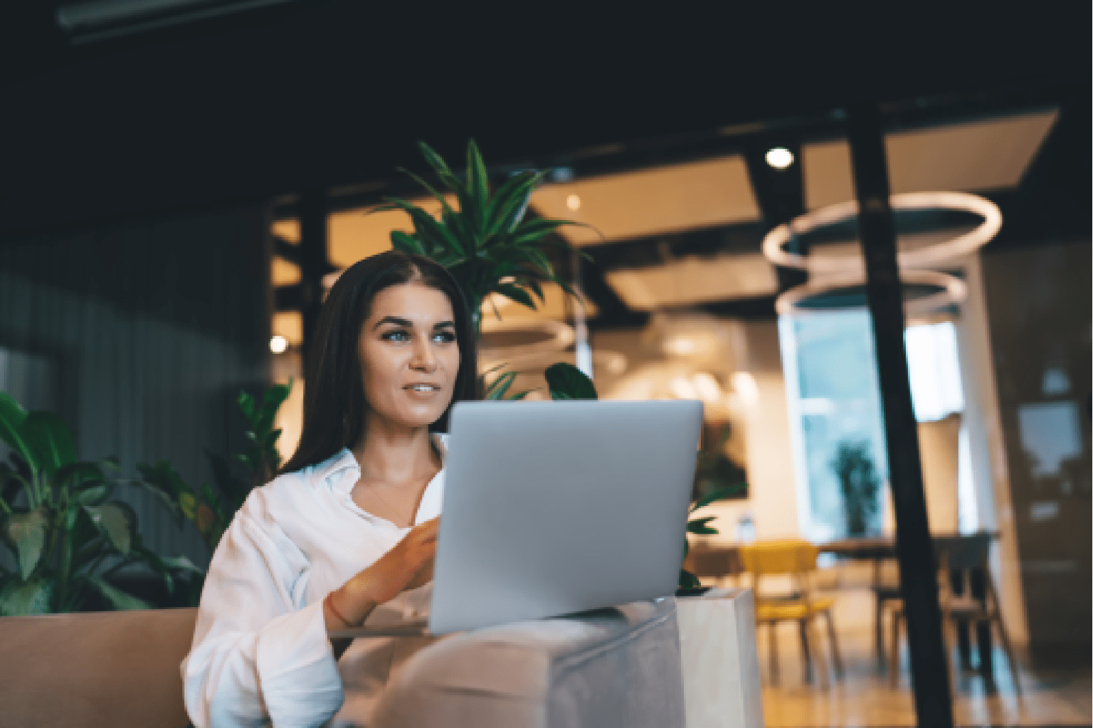 Five Advantages of Hiring Freelancers on An Online Marketplace