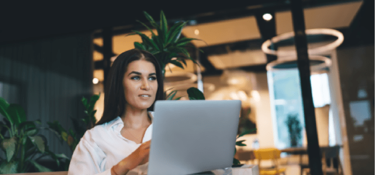 Five Advantages of Hiring Freelancers on An Online Marketplace