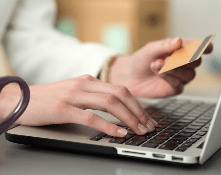 Freelancers losing £5k a year due to unpaid work