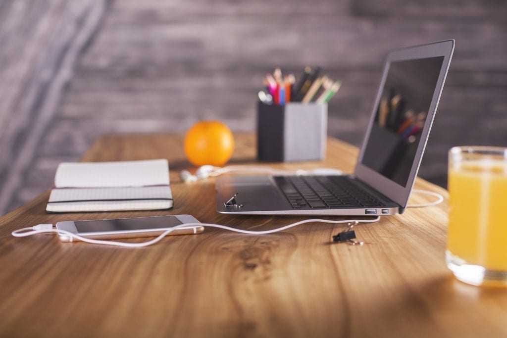 Pros and Cons of freelancing Pros and Cons of freelancing