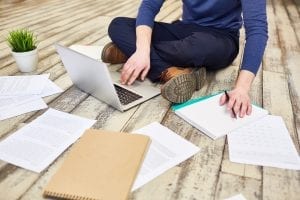 How to Keep Your Job and Side Gig at the Same Time