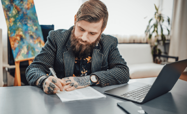 A Guide to Writing Up Contracts as a Freelancer