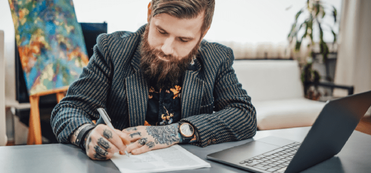 A Guide to Writing Up Contracts as a Freelancer